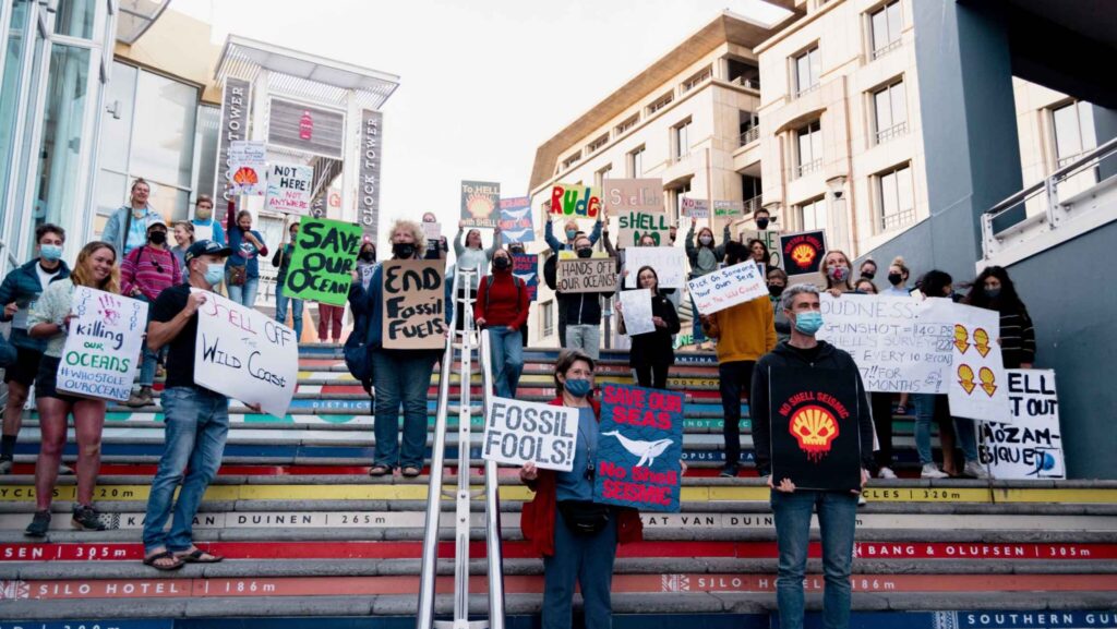 CLOSE TO 200 PEOPLE RISE AT CRACK OF DAWN TO PROTEST THE ARRIVAL OF SHELL’S SEISMIC MONSTER, AMAZON WARRIOR